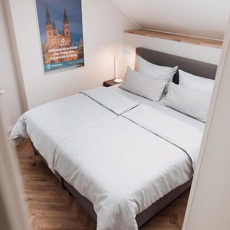 Dom Apartment IV - Modern & Zentral Mit Kostenfreiem Parkplatz フルダ エクステリア 写真