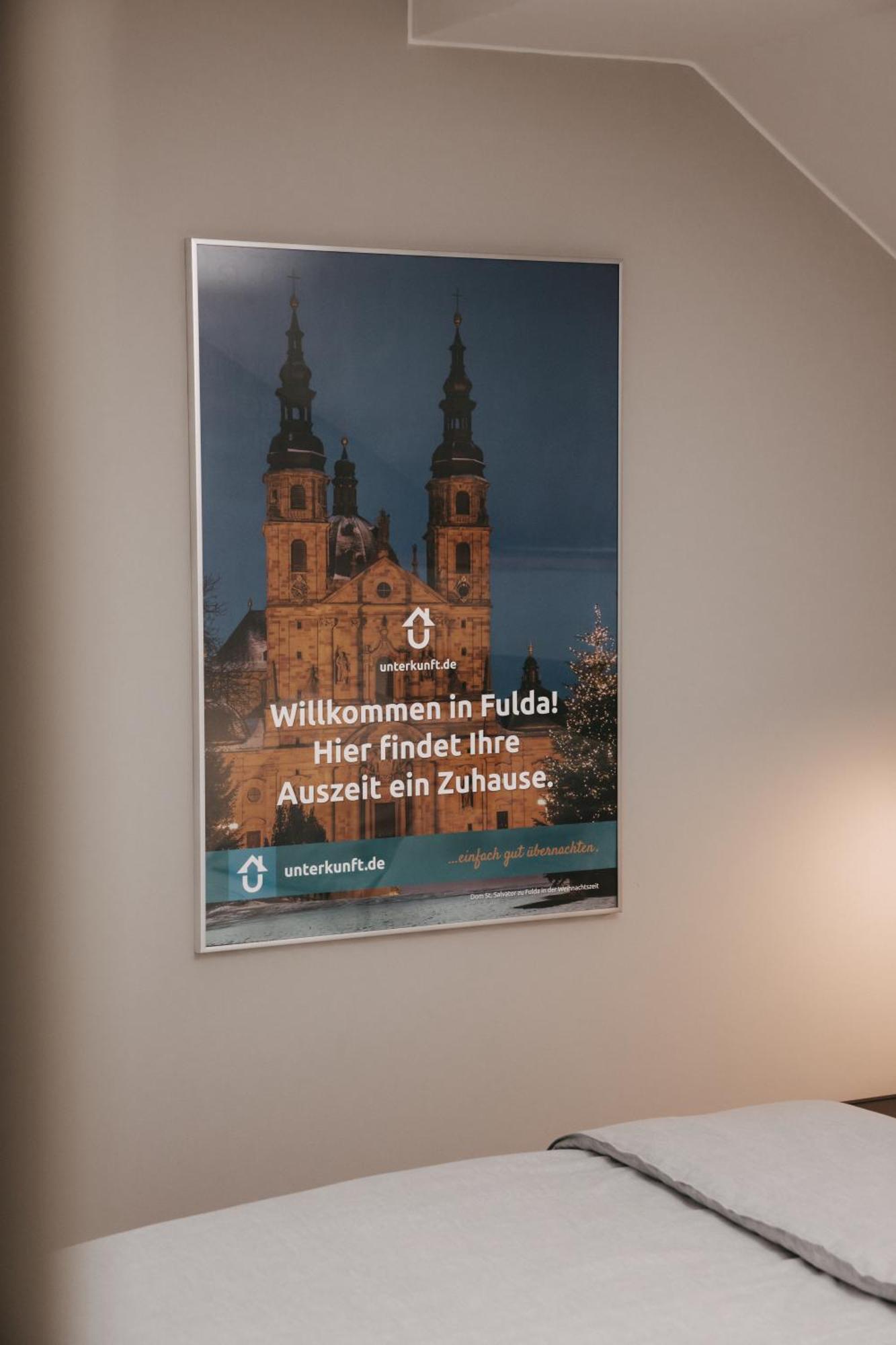 Dom Apartment IV - Modern & Zentral Mit Kostenfreiem Parkplatz フルダ エクステリア 写真